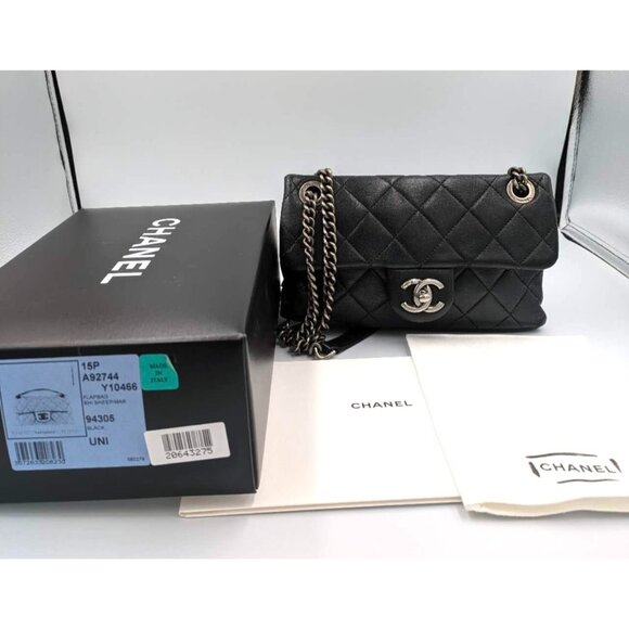 Pre-owned Chanel Quilted Sheepskin Rocks Ruthenium Hardware Small Flap Black - Picture 16 of 16